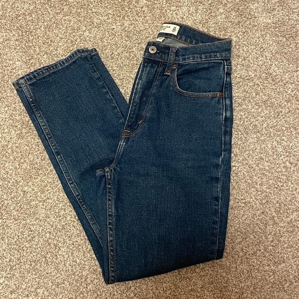 Abercrombie & Fitch Curve Love The Ankle Straight Ultra High Rise